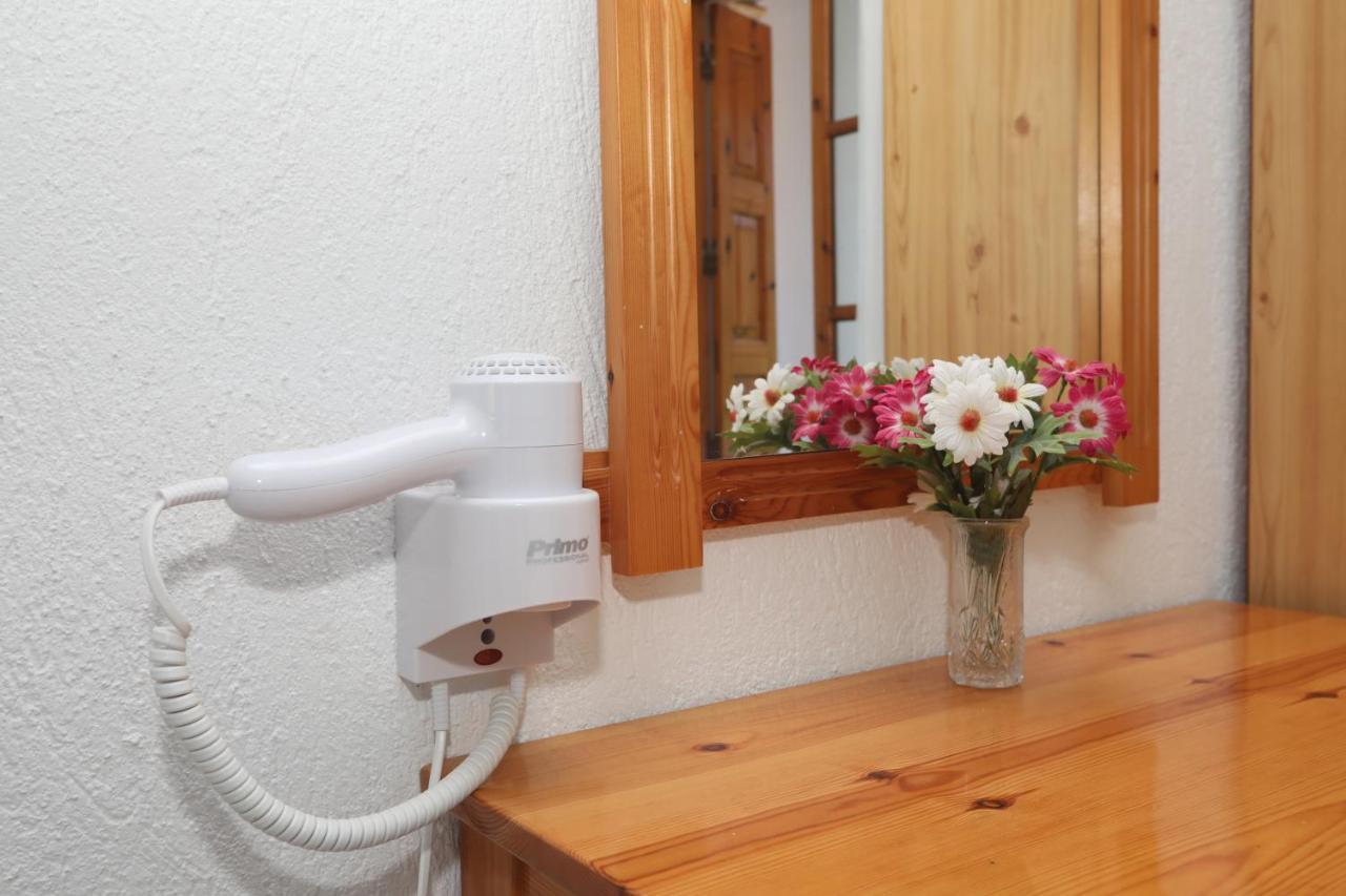 Korali Stafilos Stafylos Buitenkant foto