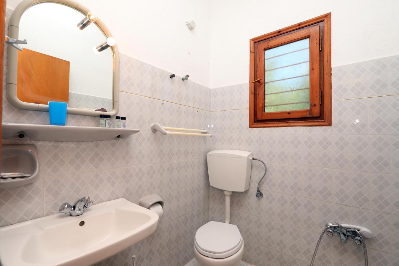 Korali Stafilos Stafylos Buitenkant foto